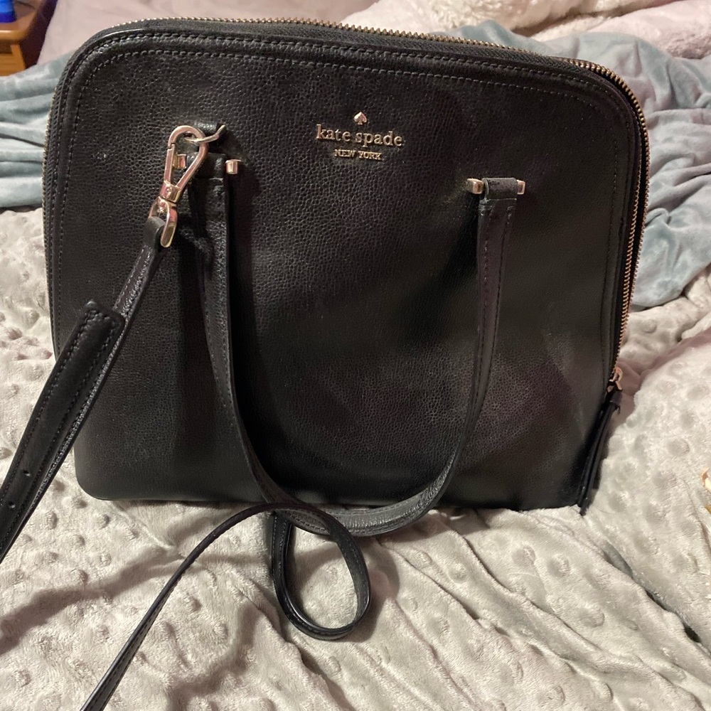 Kate spade crossbody purse.